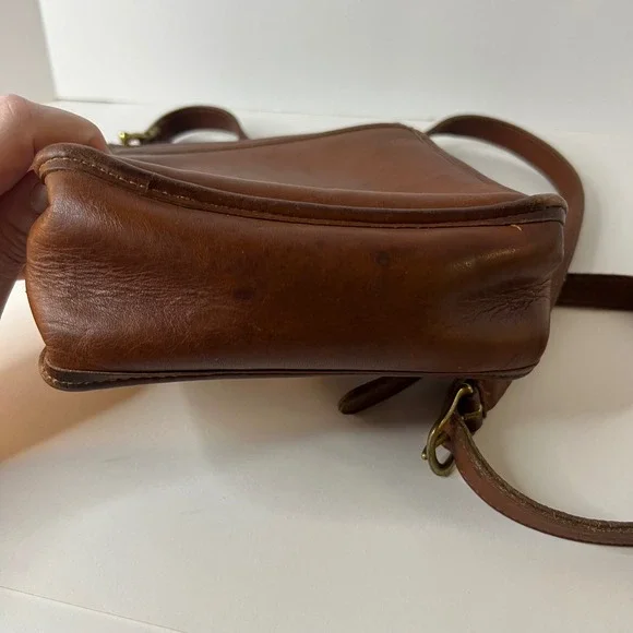 Vintage Coach Murphy Turnlock Leather Crossbody Bag British Tan Leather - Picture 8 of 12